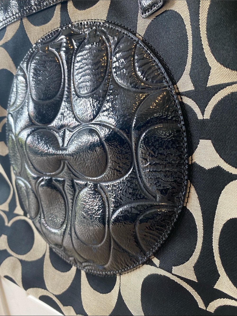 Coach Laura Signatur Patent Leather Tote Bag Large Monogram Canvas Purse - Picture 3 of 12
